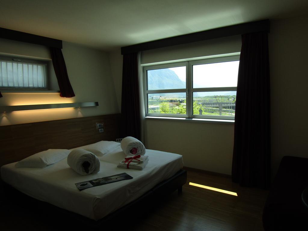 Al Marinaio Hotel Garni Trente Extérieur photo